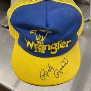 Vintage wrangler jeans 👖 Autographed hat